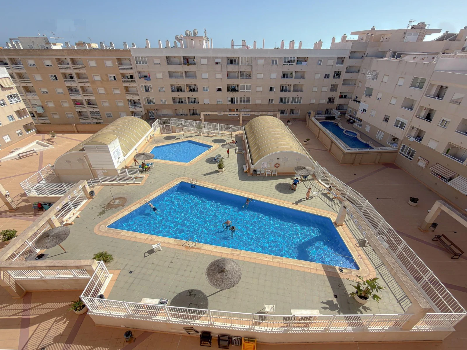 Ático en venta – Torrevieja (Centro), ref RXN080