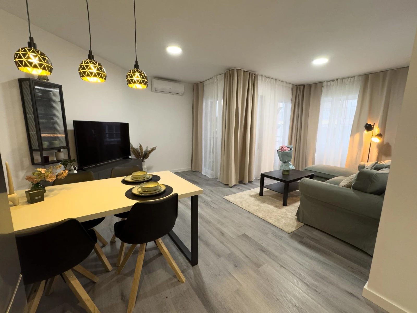 Mieszkanie na sprzedaż – Torrevieja (Centro), ref A02957