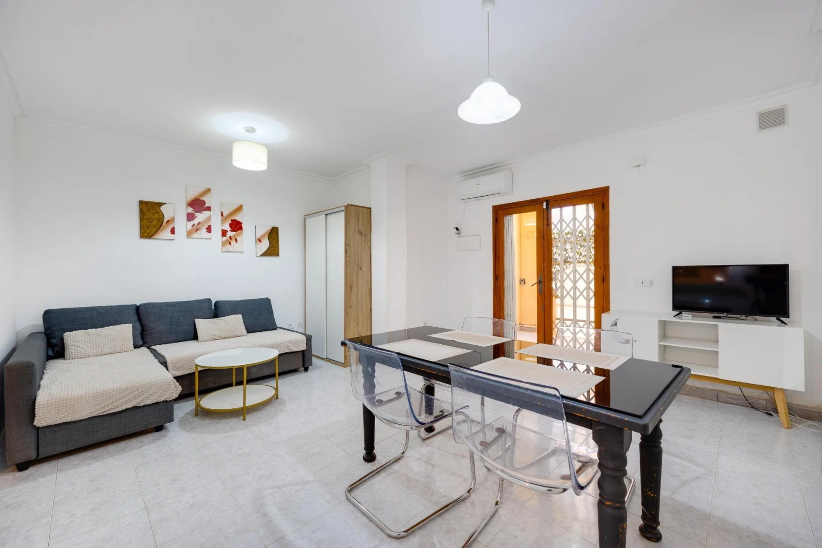 Mieszkanie na sprzedaż – Torrevieja (Centro), ref RE-V-DD-018
