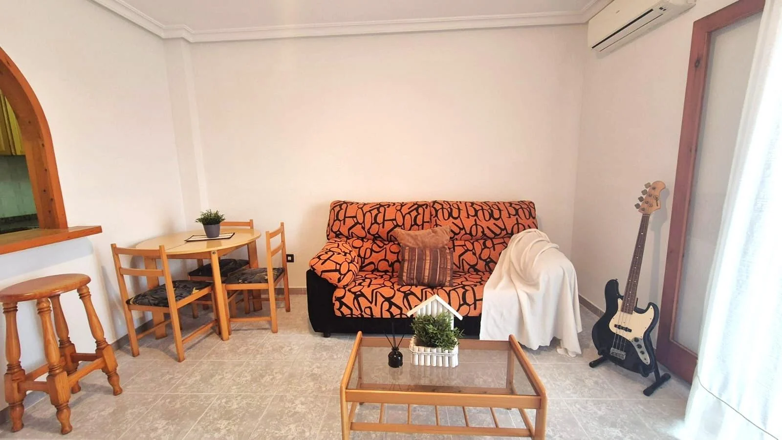 Mieszkanie na sprzedaż – Torrevieja (Habaneras), ref EA-T0222